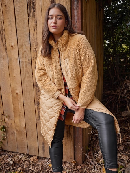 Yours Curve Natural Mixed Teddy Quilted Coat (331743) | €33