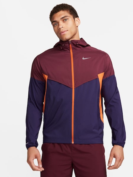 Bordowy - Nike Windrunner Repel Running Jacket (334541) | 315 zł