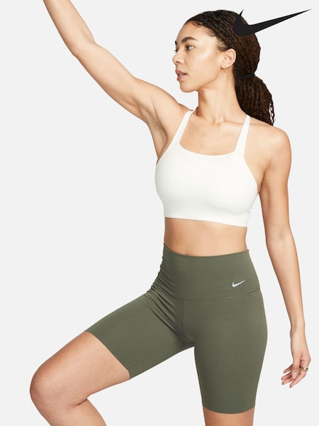 Nike Green Zenvy Gentle Support High Waisted 8 Cycling Shorts (334600) | €31