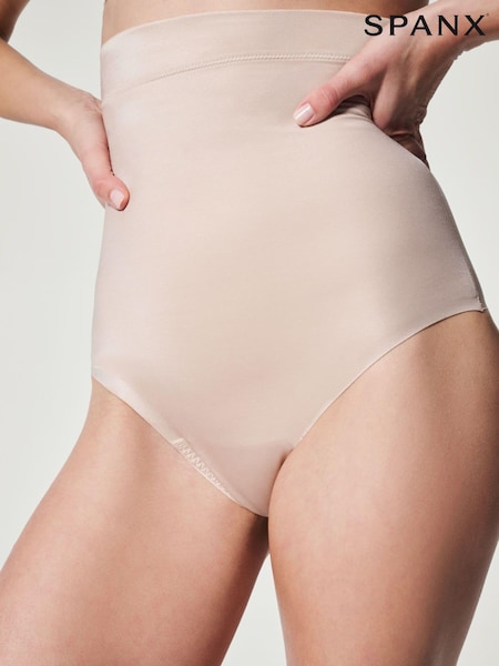SPANXshape™ Suit Your Fancy High-Waisted Thong (337170) | €73 - €77