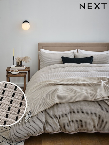 Monochrome Stitch Effect Jacquard Duvet Cover And Pillowcase Set (341159) | €39 - €72