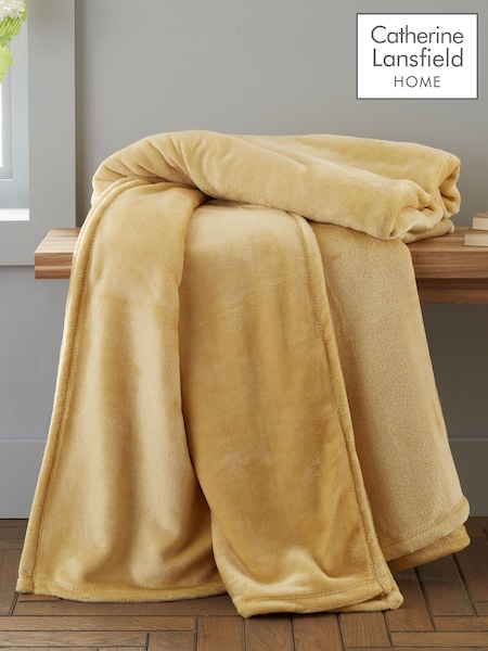 Catherine Lansfield Yellow Raschel Velvet Touch Plush Extra Large Throw (342159) | €29