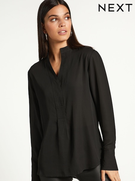 Black Long Sleeve Overhead V-Neck Relaxed Fit Blouse (345513) | 54 QAR