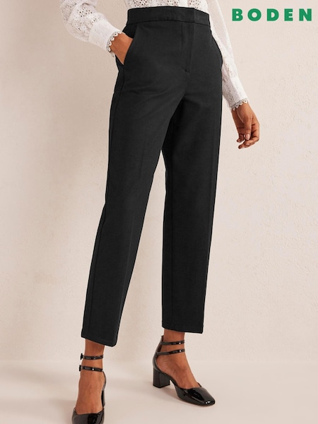Boden Black Bi-Stretch Tapered Trousers (346674) | €43