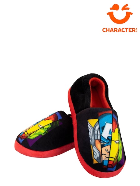 Character Black Avengers Fleece Printed Slippers (347175) | €11