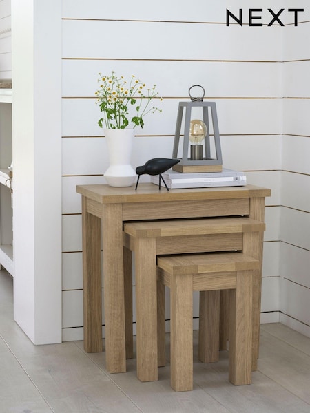 Natural Malvern Oak Effect Rectangle Set of 3 Nest of Tables (359205) | €245