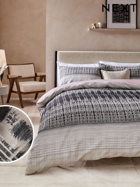 Black/White 100% Cotton Jacquard Ikat Duvet Cover And Pillowcase Set (362533) | €59 - €99