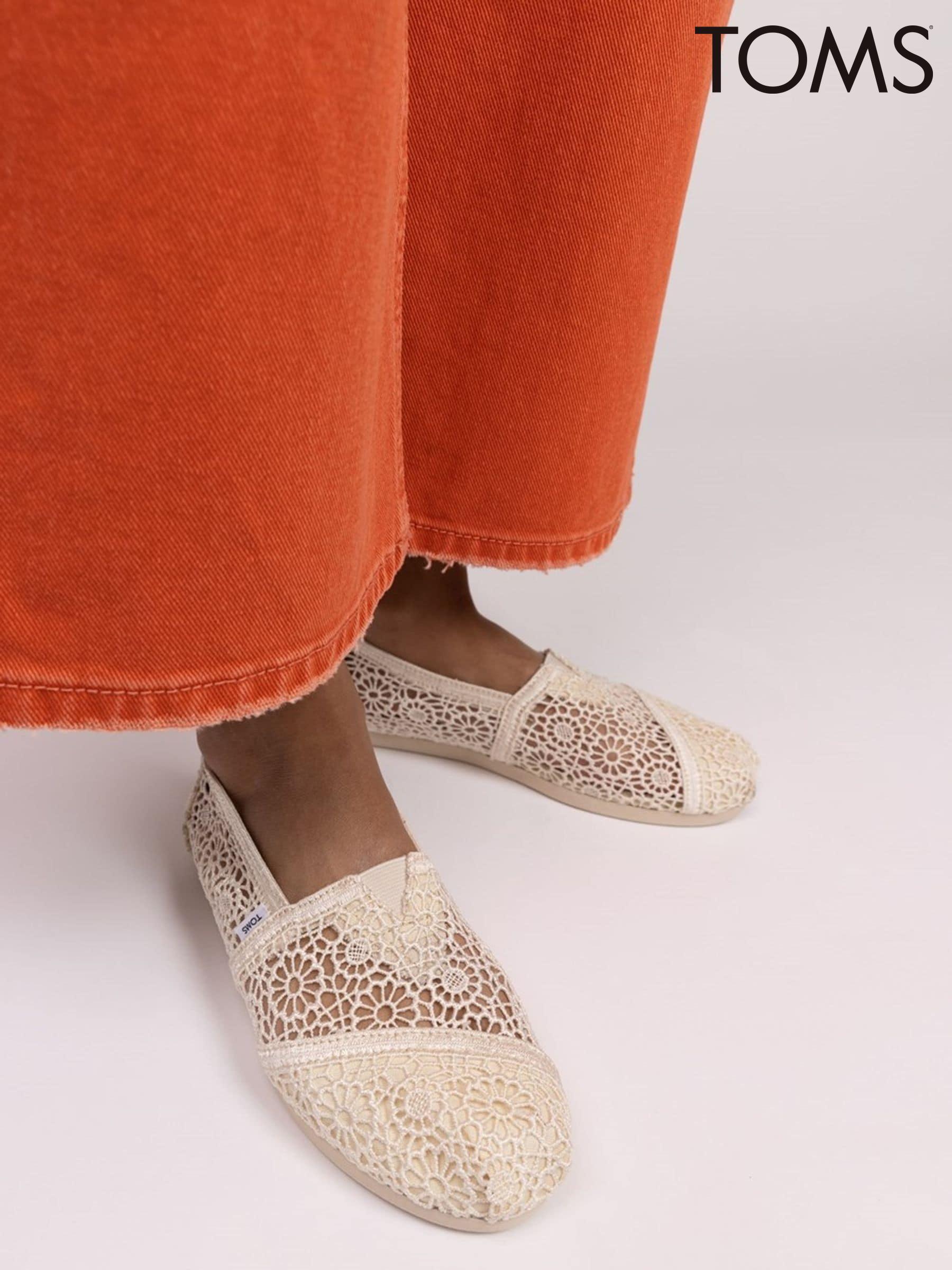 Toms crochet hot sale