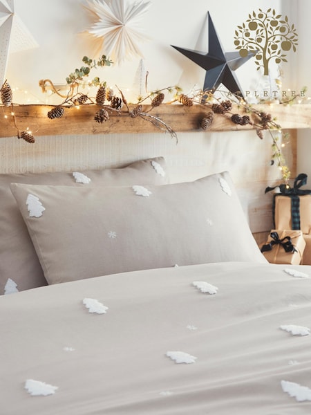 Appletree Tufted Trees Christmas Duvet Cover & Pillowcase Set