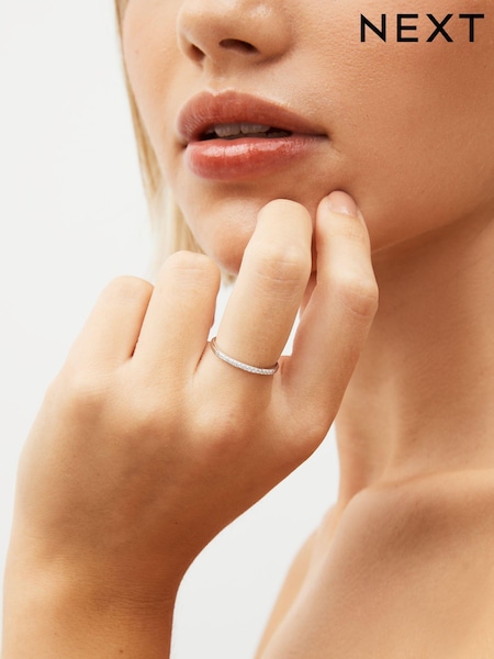 Sterling Silver Slim Sparkle Band Ring (392968) | €18