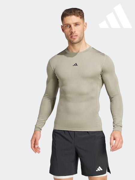 adidas Green Techfit Compression Training Long Sleeve Long Sleeve Top (394162) | €22