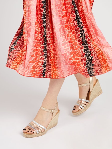 Jones Bootmaker Gold Espadrille Wedge Heels (394325) | €113