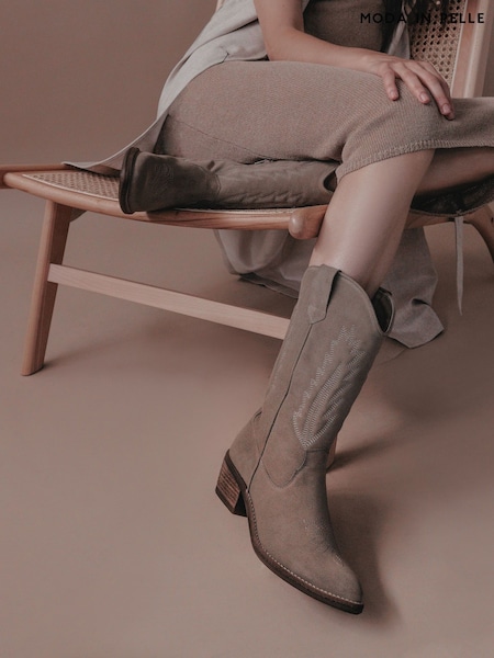 Moda in Pelle Fanntine Mid Leg Pointed Western Boots (398760) | R$ 1,470