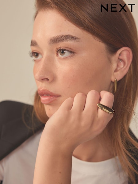 Gold Tone Sleek Bar Ring Made With Recycled Zinc (408026) | €5