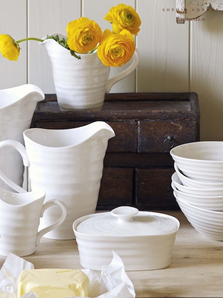 Portmeirion White Sophie Conran Covered Butter Dish (413178) | €39