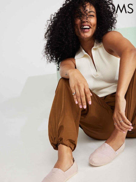 Różowy - Klasyczne buty espadryle TOMS Vegan z bawełny z recyklingu (423069) | 140 zł