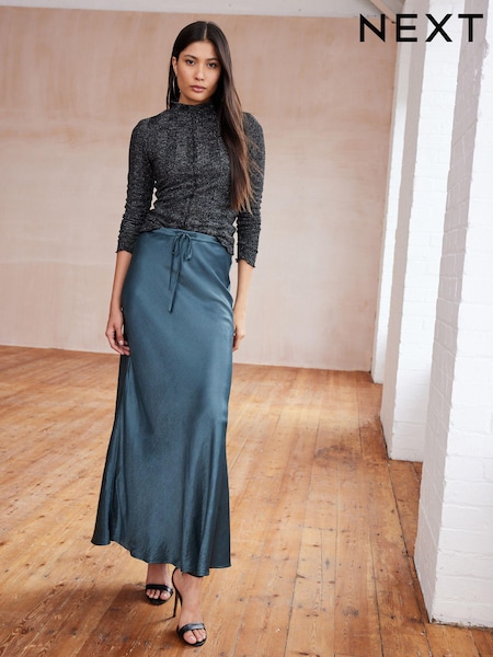 Зеленый - Long Length Satin Skirt (425587) | €10