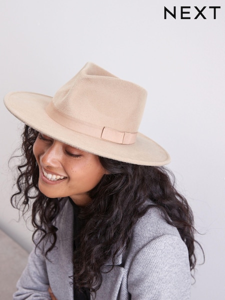 Fedora Hat (428372) | 8 €