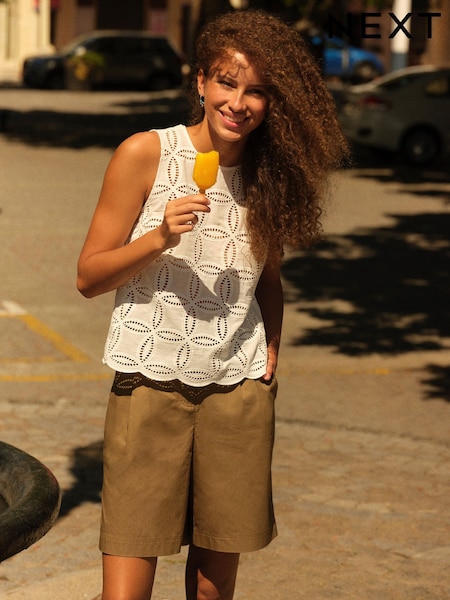 Khaki Green Bermuda Knee Length 100% Cotton Shorts (428856) | €10