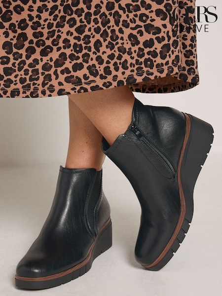 Black - Yours Curve Elasticated Panel Wedge Boots