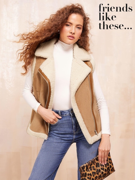 Friends Like These Bonded Gilet (449623) | €35