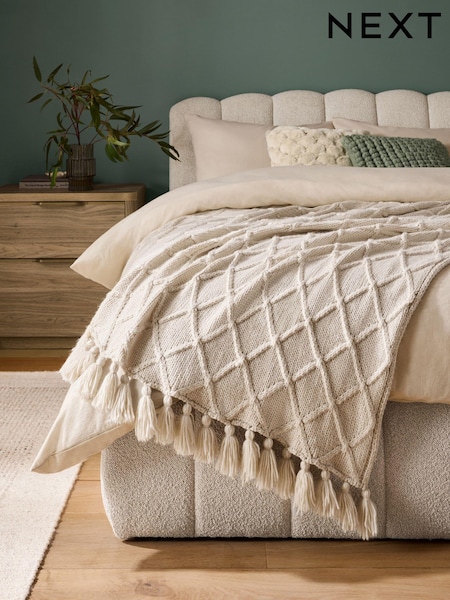 Light Natural Chunky Cable Knit Throw (452193) | €76 - €126