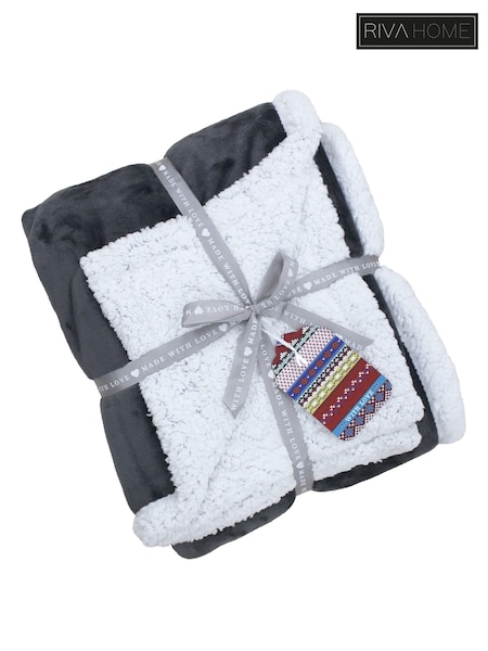 Riva Home Black Luxury Supersoft Deep Pile Sherpa Fleece Throw (465773) | 139 QAR