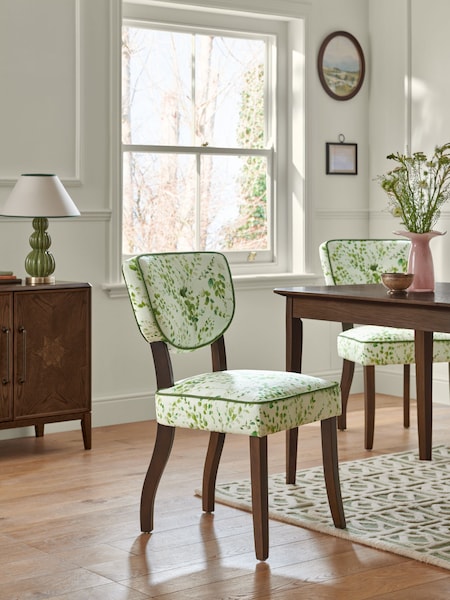 Nina Campbell Set of 2 Springtime Leaves Green Ashburn Walnut Effect Leg Dining Chairs (466655) | €377