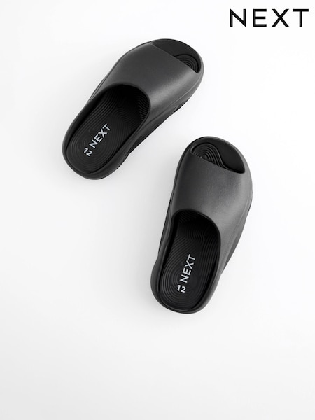 Black/Green Sliders (468072) | €6 - €8