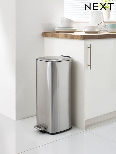 Chrome 30L Soft Close Pedal Bin (488182) | €89