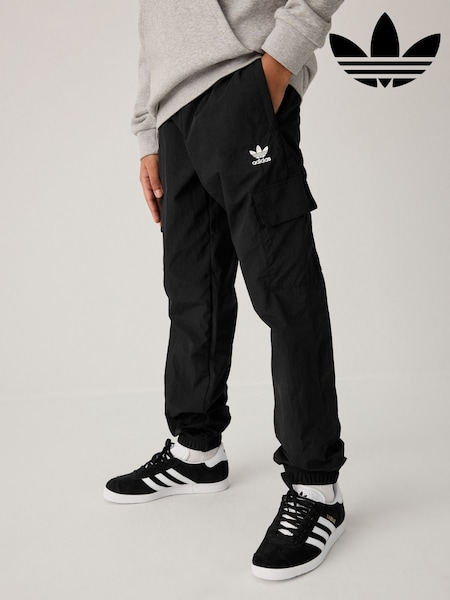 adidas Originals Kids Cargo Tracksuit Bottoms (524444) | €52