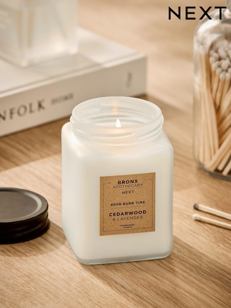 White Bronx Cedarwood and Lavender Single Wick Fragranced Candle (526236) | €13