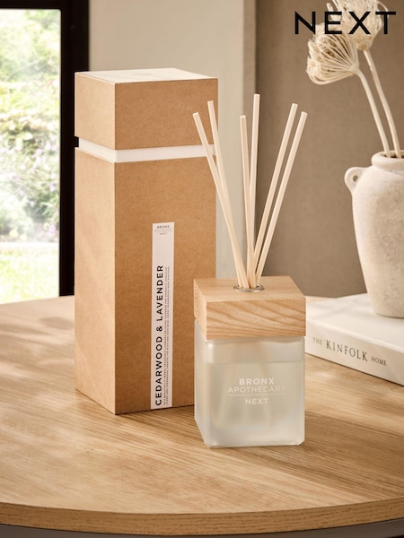 Bronx Cedarwood and Lavender 400ml Fragranced Reed Diffuser (526832) | €42