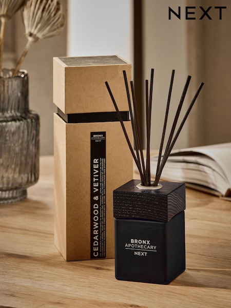 Bronx Cedarwood and Vetiver 100ml Fragranced Reed Diffuser (529608) | €26