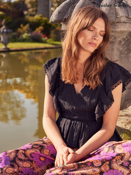 Another Sunday Ruffle Sleeve Top With Lace Trims and Tassels In Black (530790) | €18.50