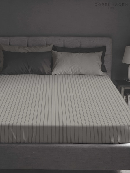 Copenhagen Home Dashed Stripe Halloween Fitted Sheet