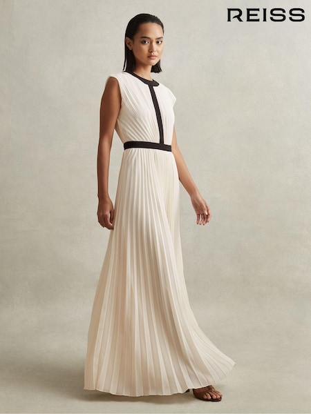 Reiss Harley Pleated Maxi Dress (548757) | €438