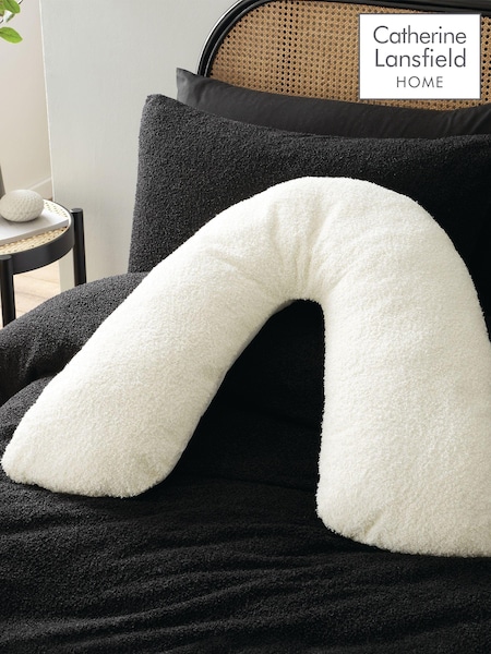 Catherine Lansfield Cosy Boucle Soft and Warm V-Shaped Cushion (559227) | €11.50
