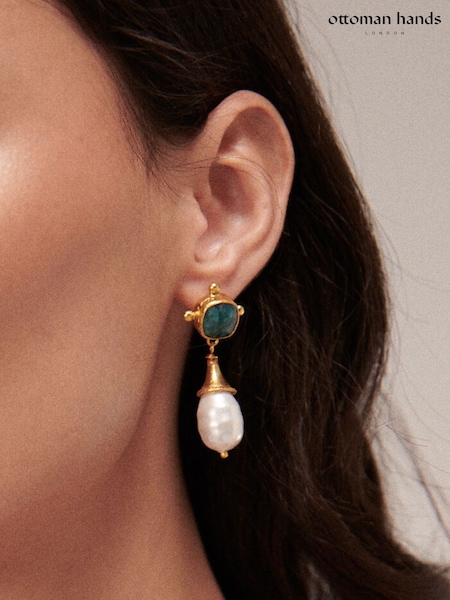 Gold Tone - Ottoman Hands Esmeray Emerald And Pearl Drop Stud Earrings