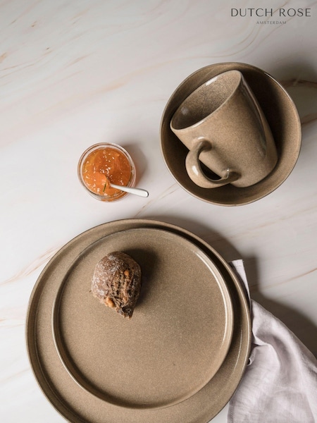 Dutch Rose Set of 4 Camel Serenity Plates 21cm (564522) | €60