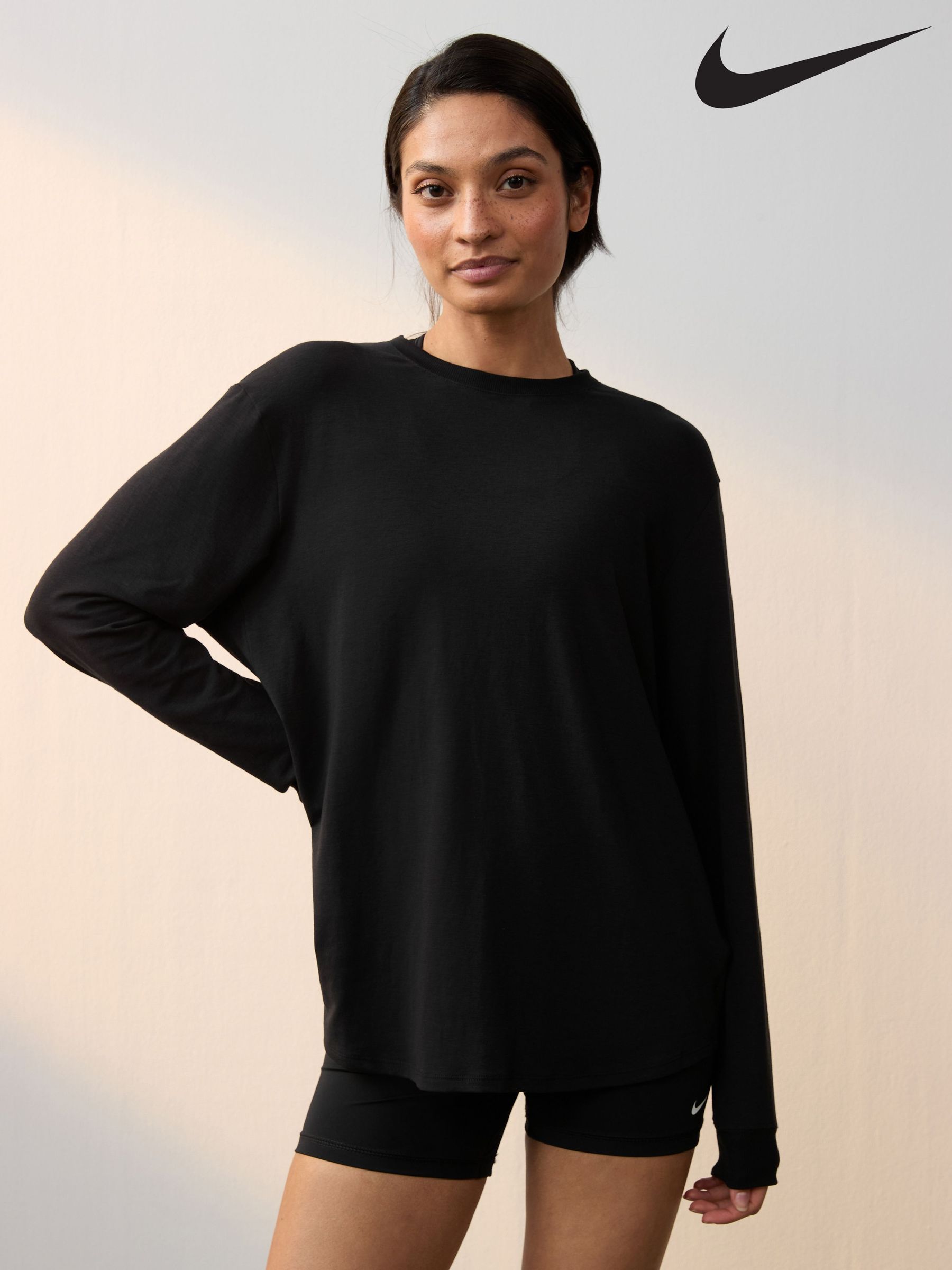 Nike workout shirts long sleeve clearance