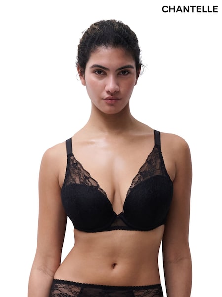 Black - Chantelle Kiss Lace Plunge Underwired Bra