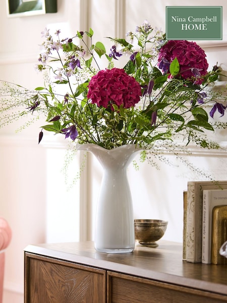 Nina Campbell White Fluted Large Flower Vase (588432) | €61