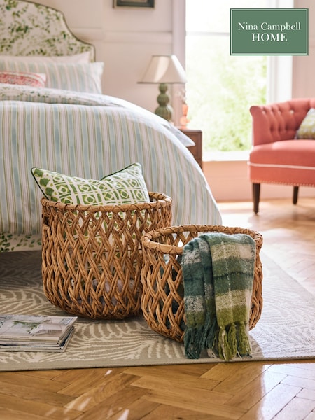 Nina Campbell Set of 2 Natural Water Hyacinth Storage Baskets (588520) | €89