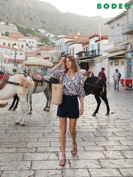 Boden Blue Westbourne 100% Linen Shorts (590179) | €50