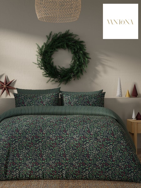 Vantona Christmas Foliage Duvet Cover And Pillowcase Set