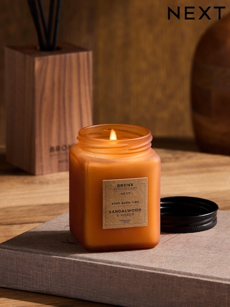 Orange Bronx Sandalwood and Amber Single Wick Fragranced Candle (591259) | €13