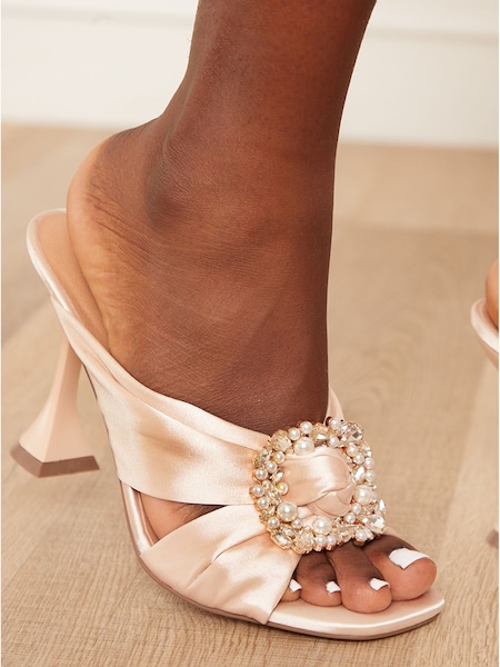 Кремовый - Chi Chi London Diamante Buckle Detail Heeled Mules (591691) | €72
