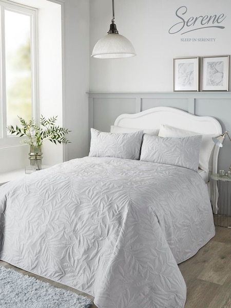 Serene Silver Luana Quilted Bedspread (593773) | €53