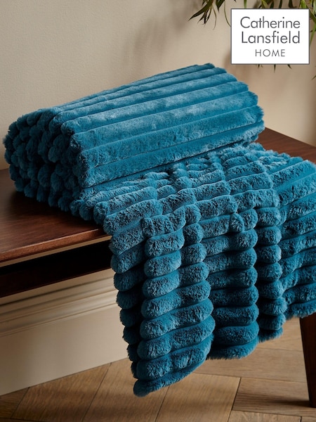 Catherine Lansfield Teal Soft and Cosy Ribbed Faux Fur Throw (605192) | 134 QAR
